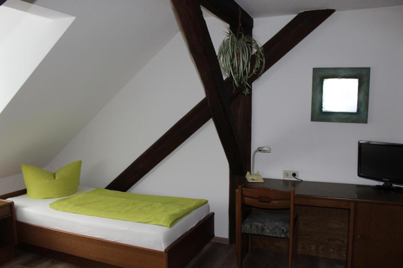 Und Frankenthal - Garni 3* Gera
